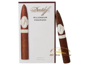 Davidoff-Millennium-Piramides-hop-4-dieu-1 So sánh cigar Davidoff Millennium Piramides với các dòng khác